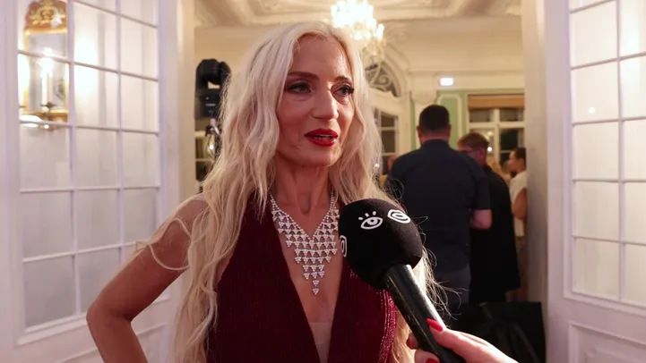 VIDEOINTERVJUU Iluduskuninganna tiitli pälvinud jurist Merike Roosileht ...
