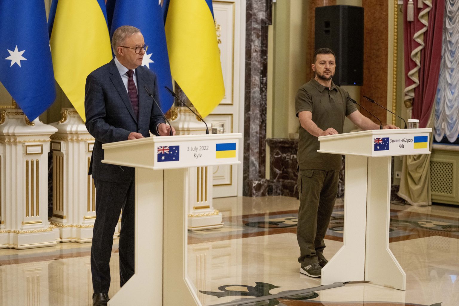Austraalia peaminister Anthony Albanese ja Ukraina president Volodõmõr Zelenskõi 3. juulil Kiievis pressikonverentsil.