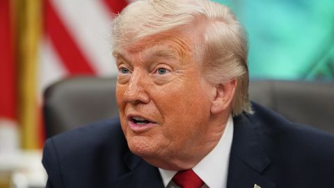 Tramps grib vājināt Irānu no iekšienes, uzskata Irānas parlamenta spīkers