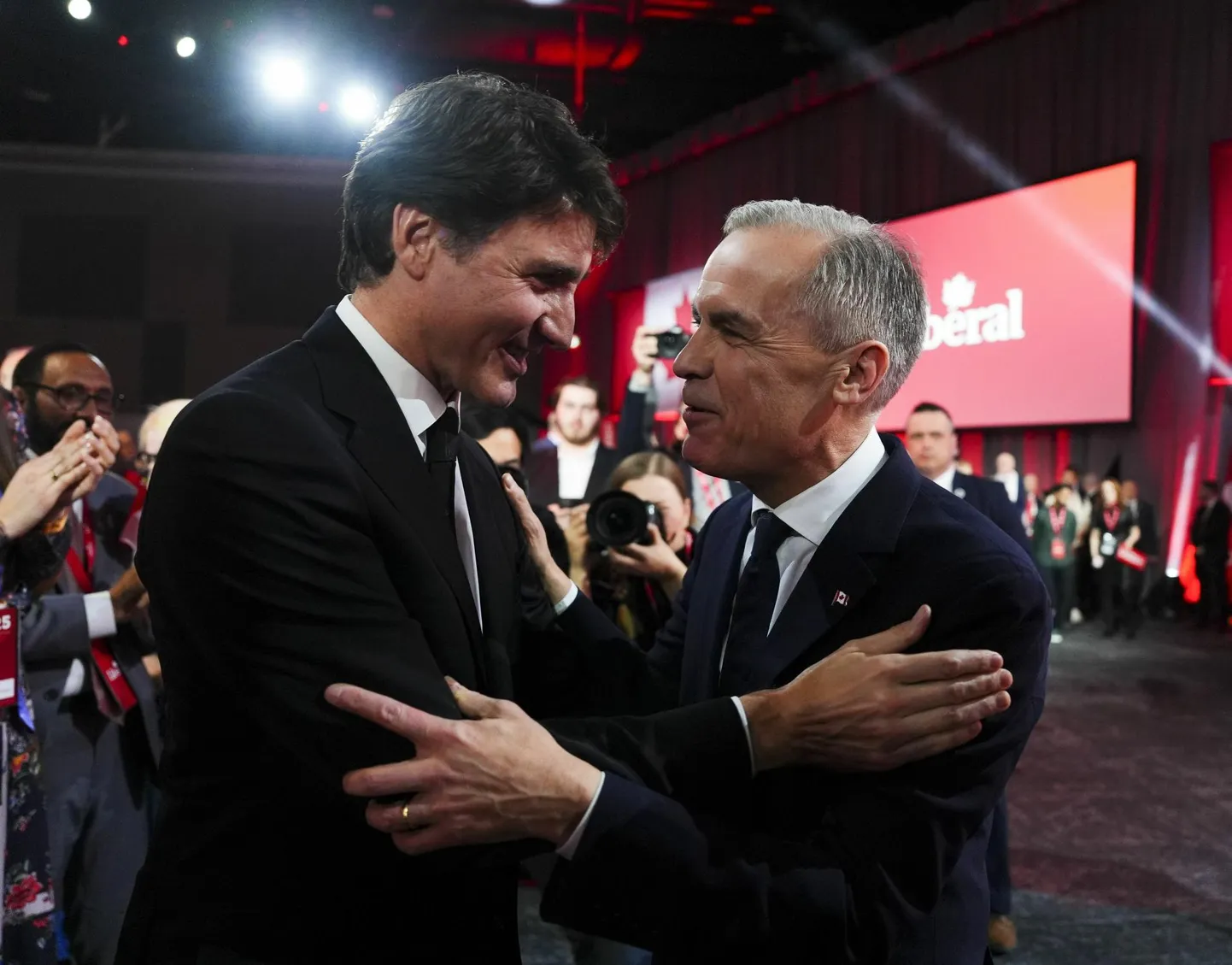 Justin Trudeau ​vestlemas Mark Carneyga 9. märtsil pärast seda, kui viimane oli valitud liberaalide uueks juhiks.
