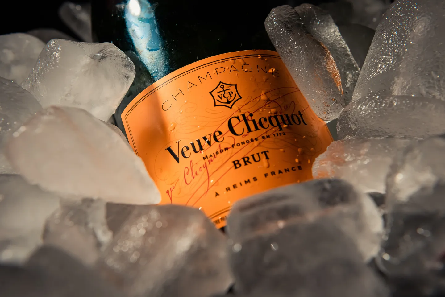 Шампанское Veuve Clicquot. Фото иллюстративное.