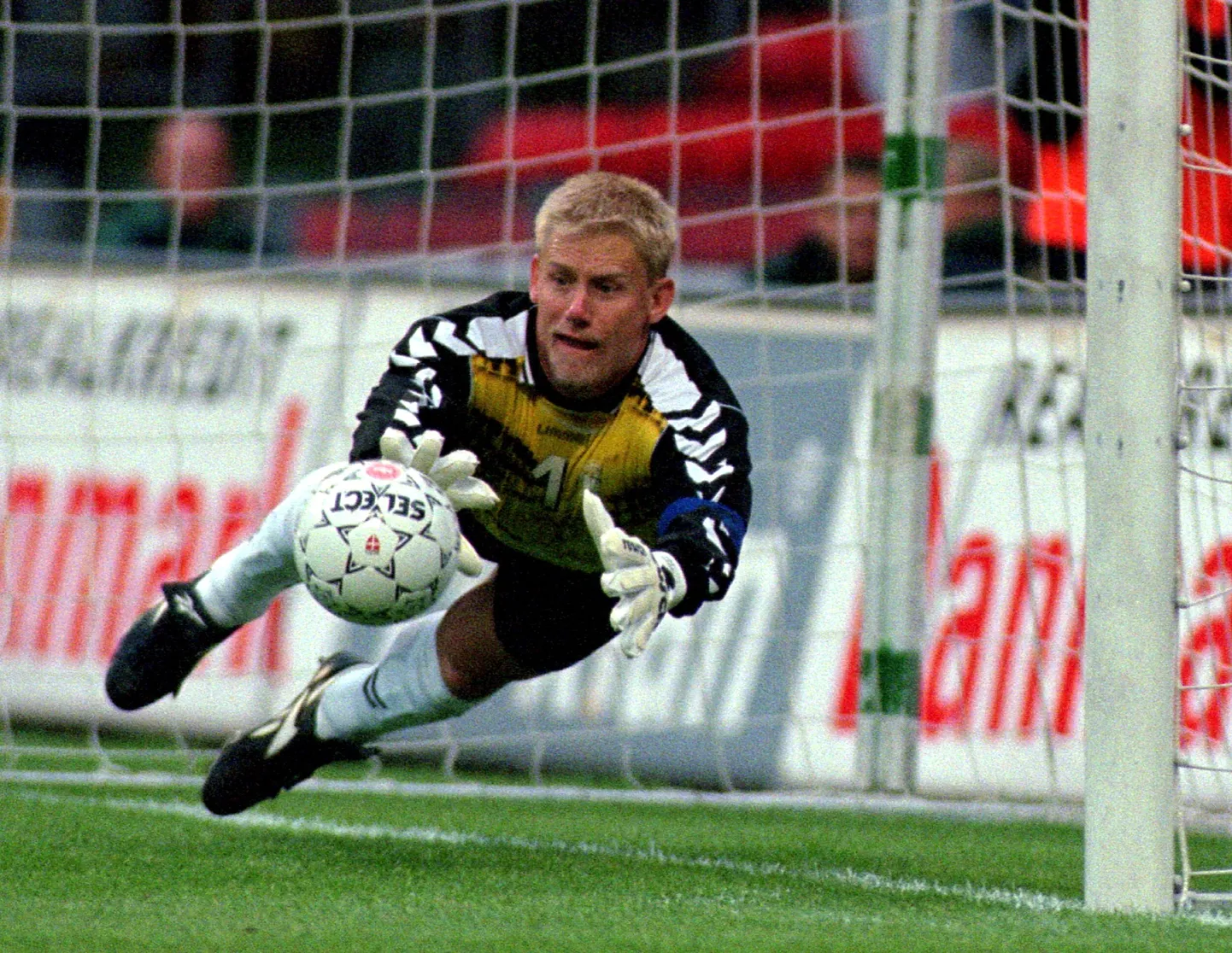 Peter Schmeichel.