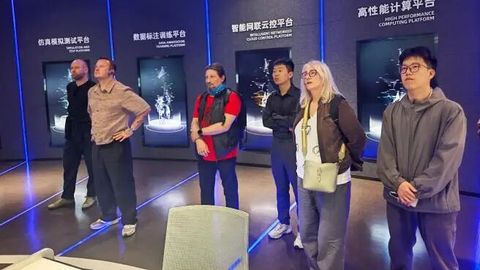 KAPO AASTARAAMAT ⟩ Hiinas käinud meediategelase arvates oli loogiline võimalusest kinni haarata