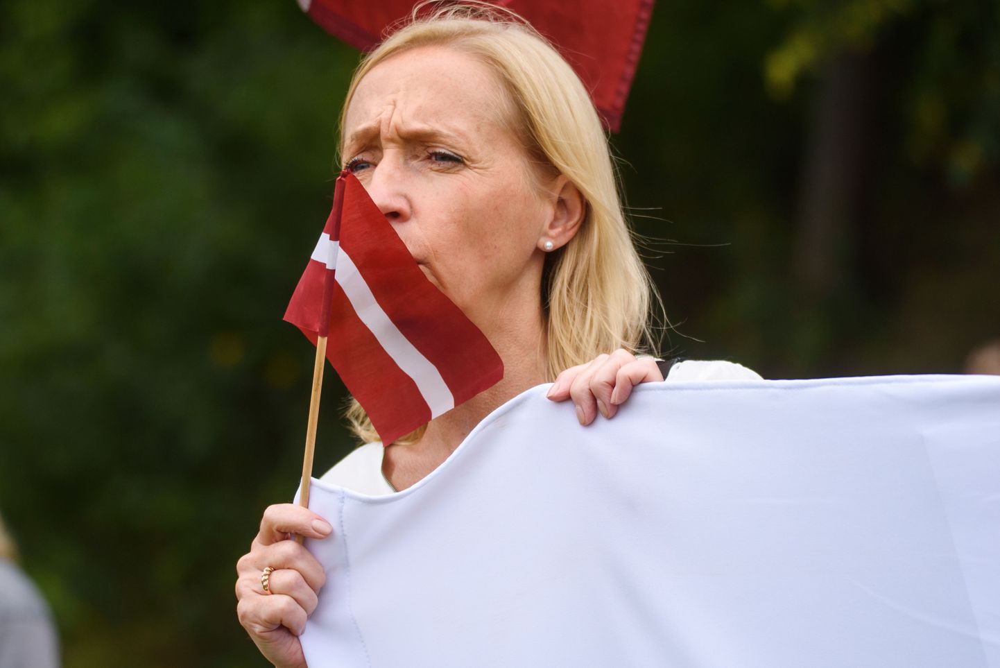Väliministeeriumi teatel langetab Läti valitsus otsuse Balti riikidega piiriülese liikumise kohta reedesel erakorralisel istungil.