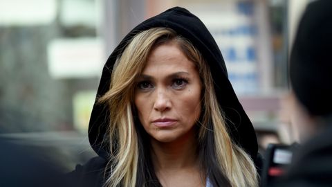 FOTO ⟩ Jennifer Lopez käis poes vargil või oli see hoopiski tema teisik?