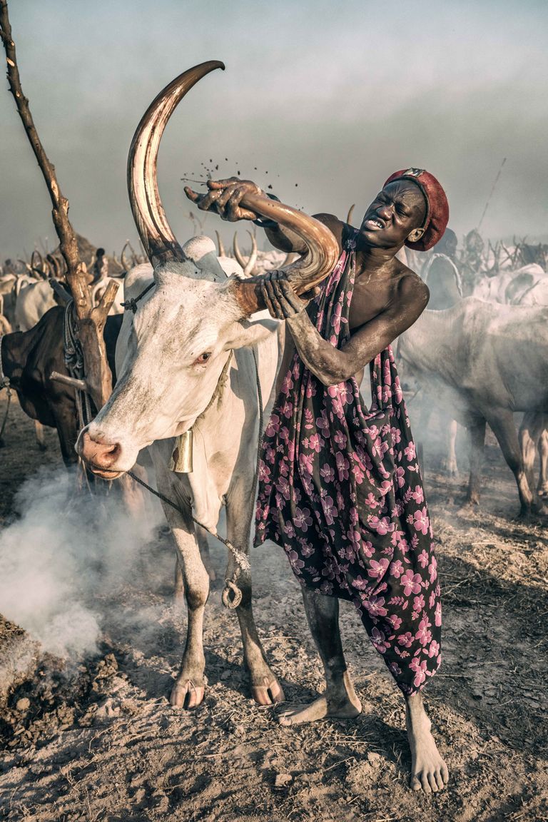 Fotograaf Roberto Pazzi jäädvustas Aafrika Mundari hõimu elu