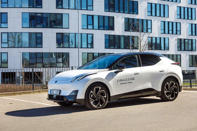 Täiselektriline Lynk & Co 02. Info-Auto.