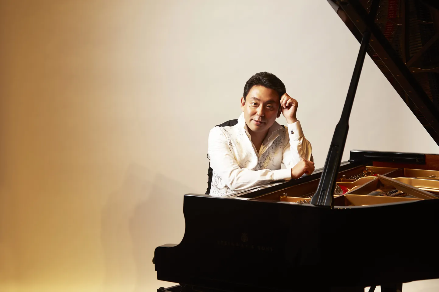 Yuokio Yokoyama.