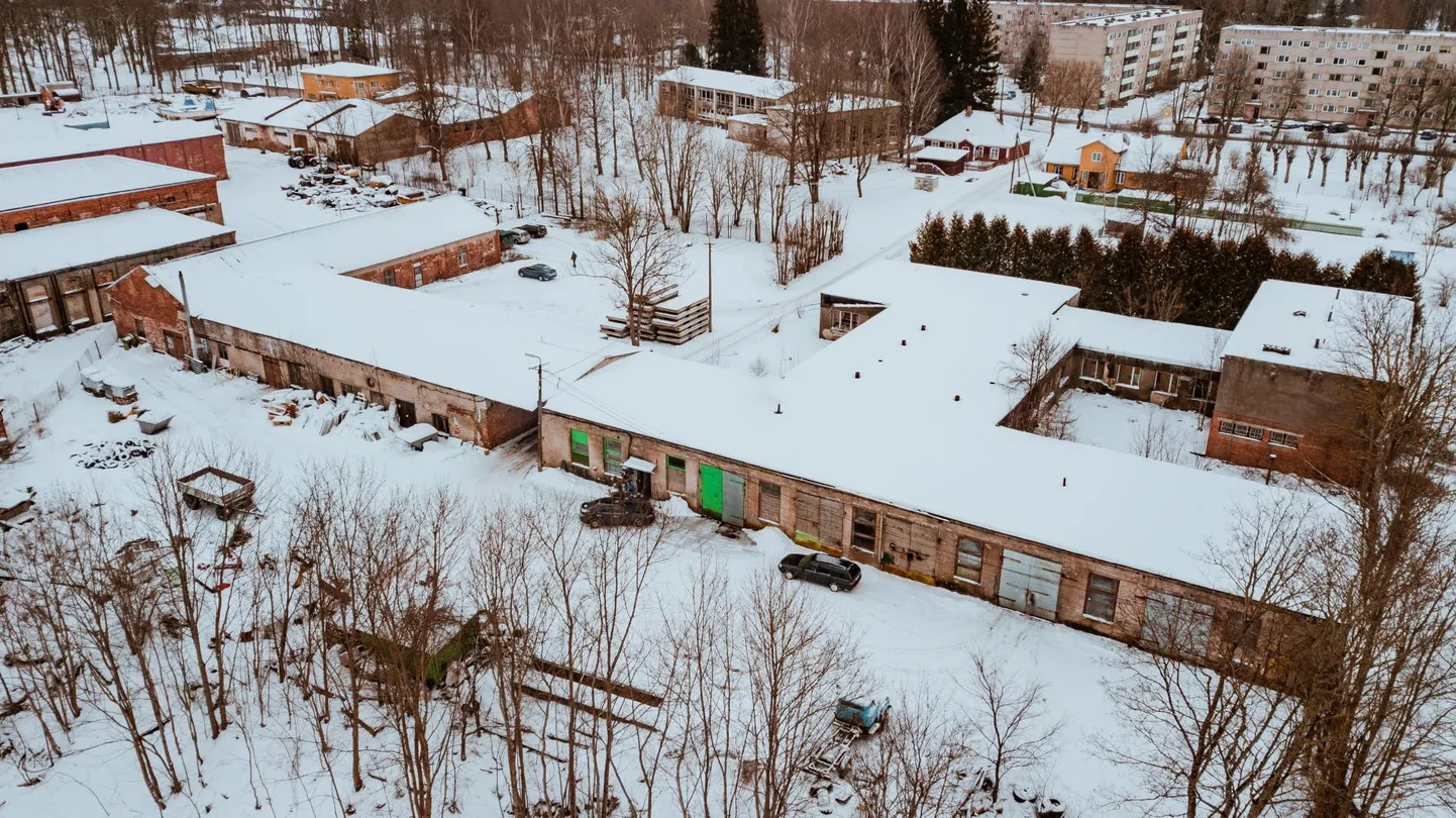 Kasutuseta ja lagunevate hoonete lammutamiseks kavatsetakse taotleda toetust KredExilt.