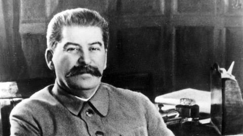VIDEO ⟩ Venelane tegi diktaator Stalini peavõrra lühemaks