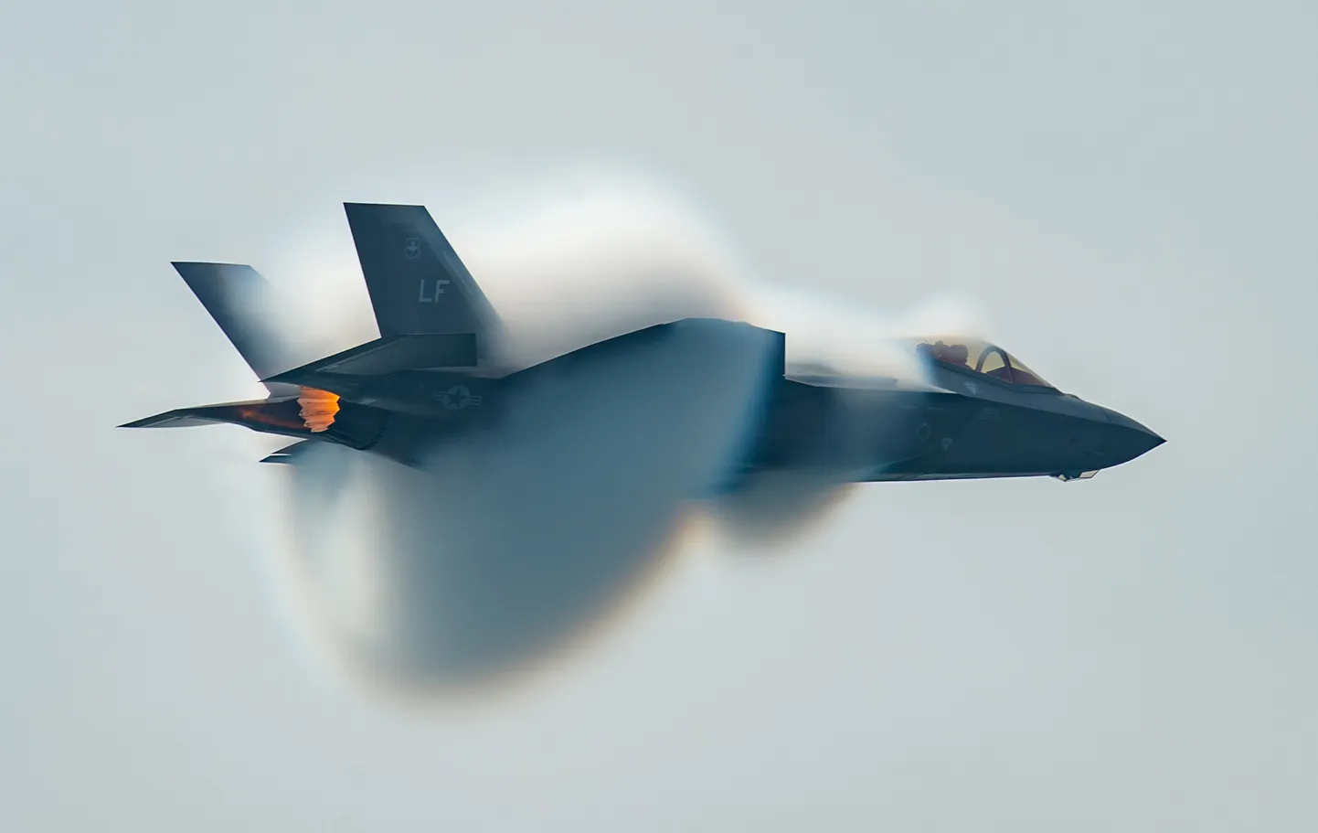 F-35 hävitaja.
