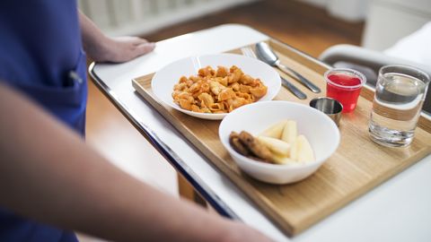 LIHANE VÕI TAIMNE? ⟩ USA haiglates lahvatas terav vaidlus patsiendi toidulaua üle