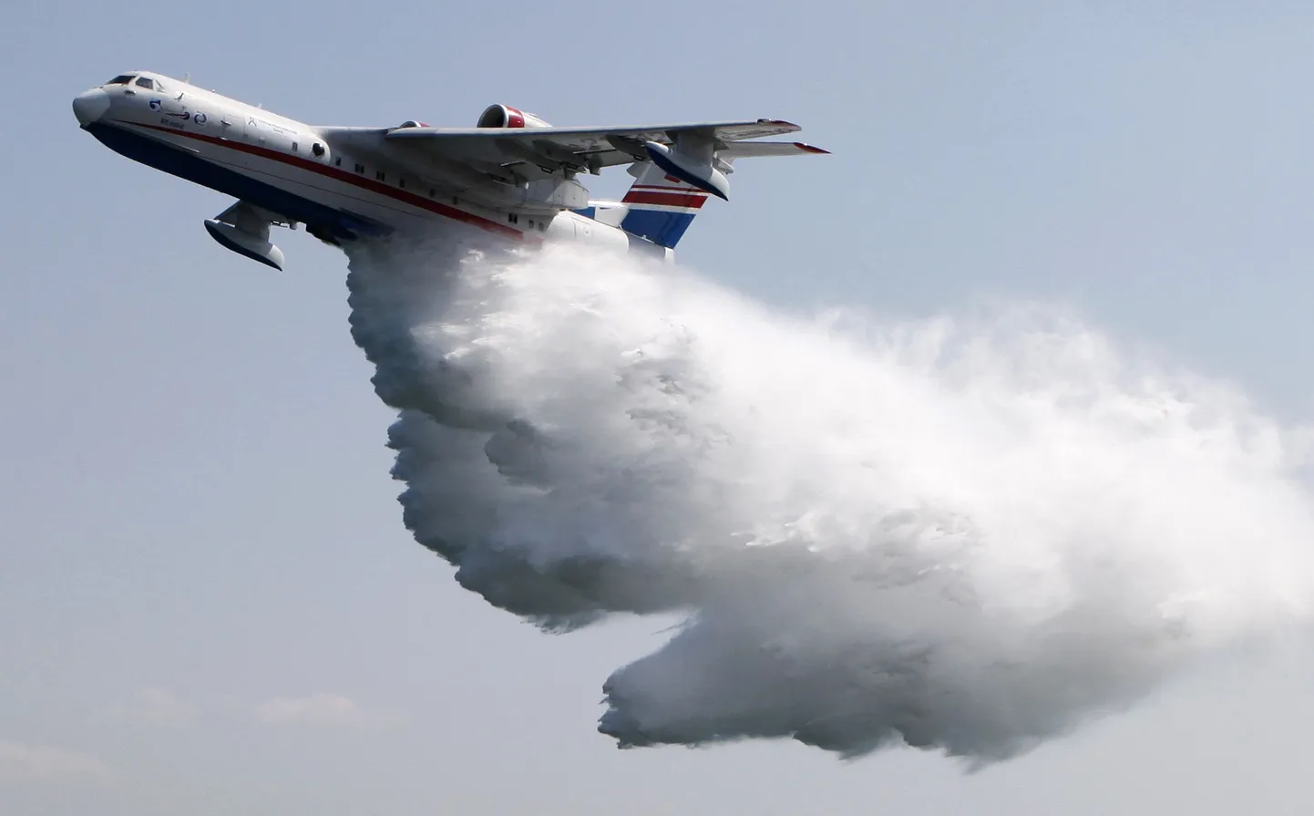 Lennuk Be-200