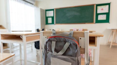 Par iespējamu pārkāpumu bērnu tiesību aizsardzības jomā atstādina Kandavas sporta skolas direktoru