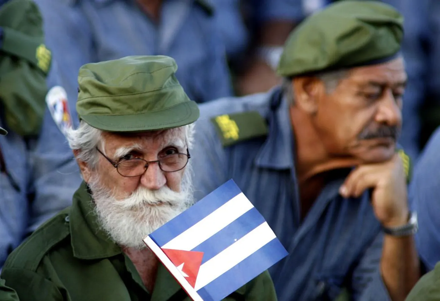 Eakate kuubalaste silmis võis täna näha nukrust, sest nende iidol Fidel Castro ennast suurel pidupäeval rahvale ei ilmutanudki.