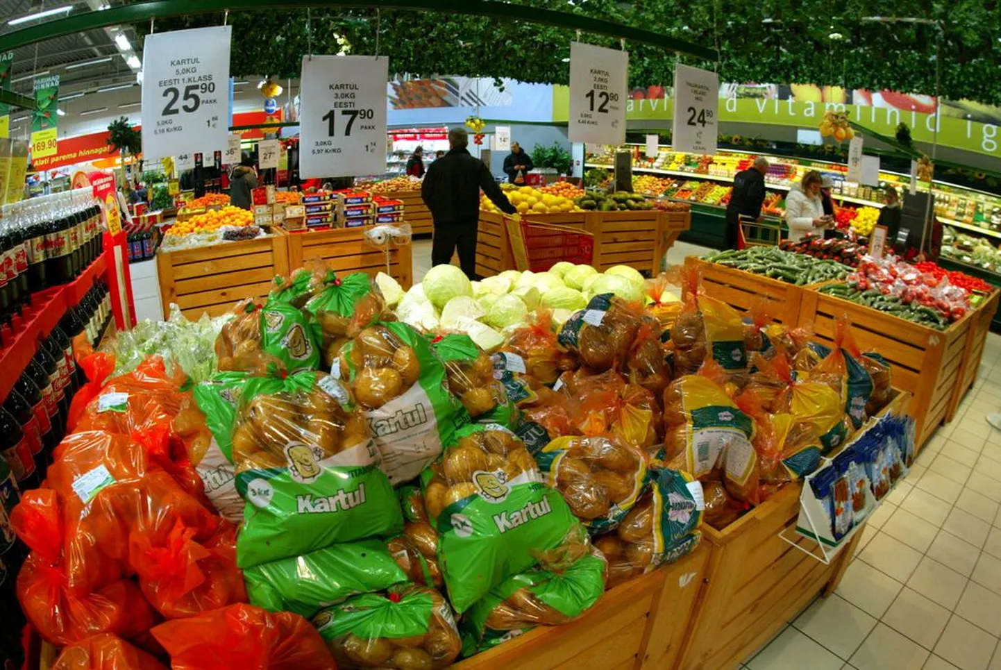 Käibemaksu tõus kergitab toidukaupade hindu.