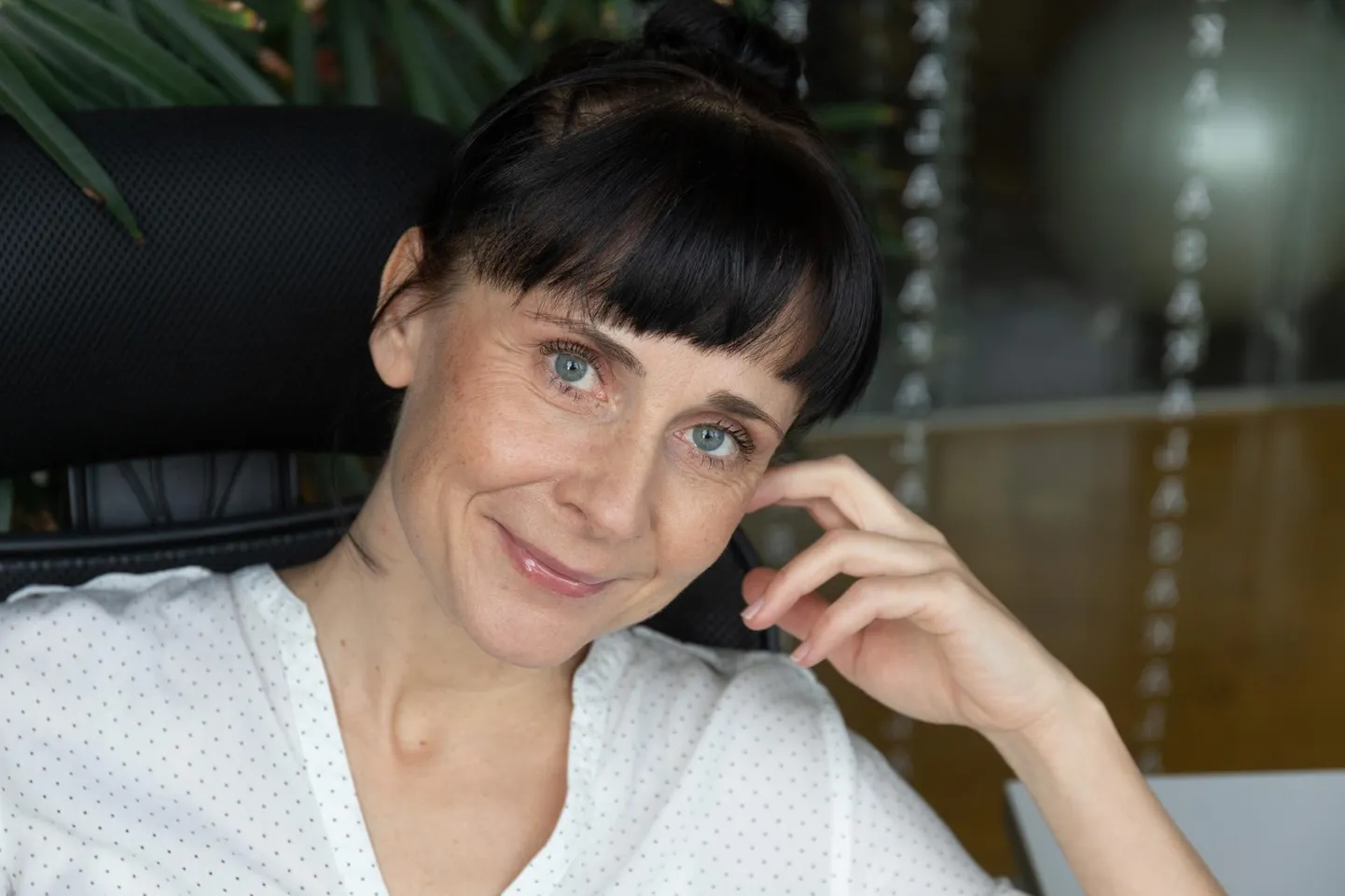 Kadri Lepale on novembri esimene pool olnud tihe: tal ilmus kaks lasteraamatut ja Ugalas jõudis lavale tema näidend.