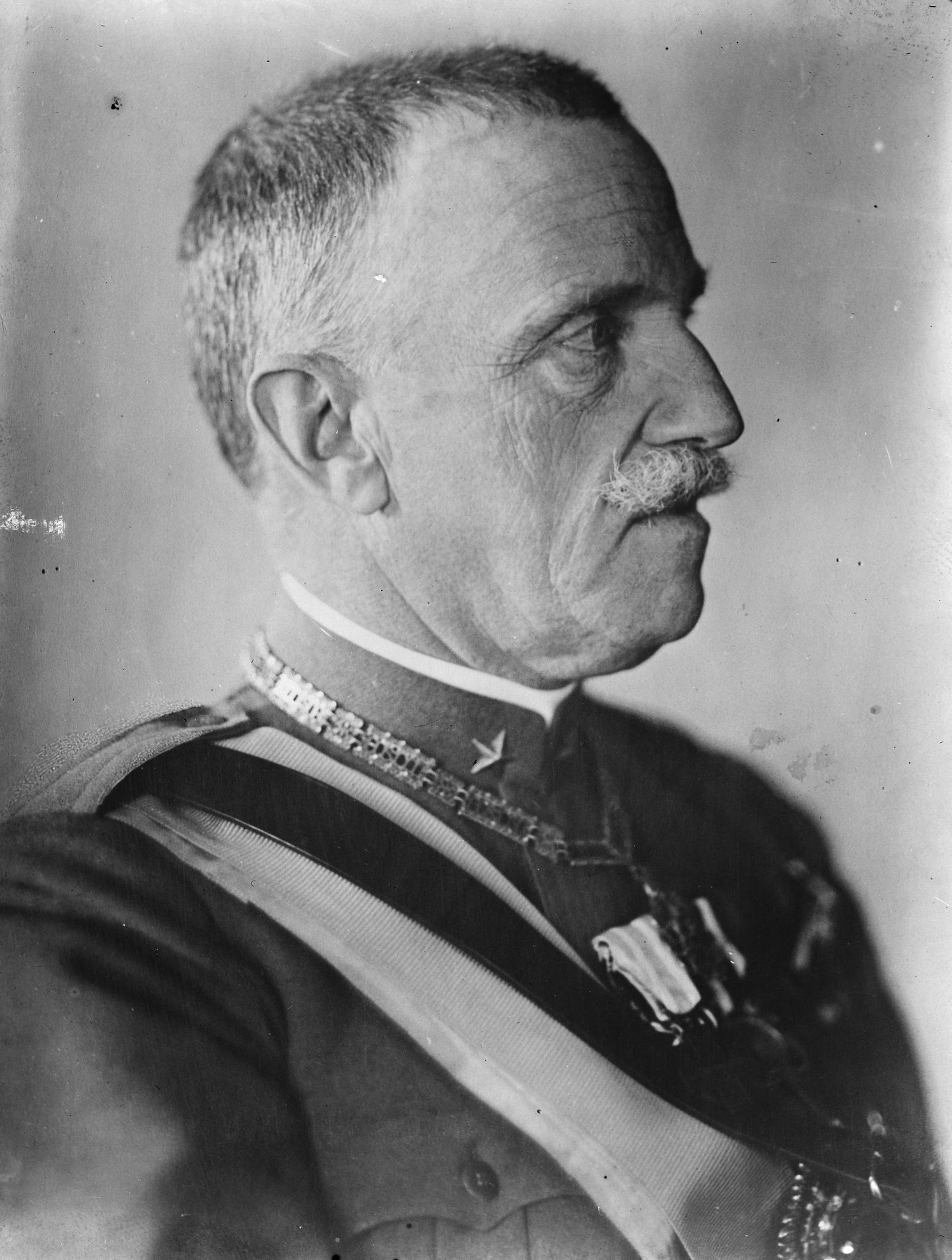 Itaalia kuningas Victor Emmanuel III
