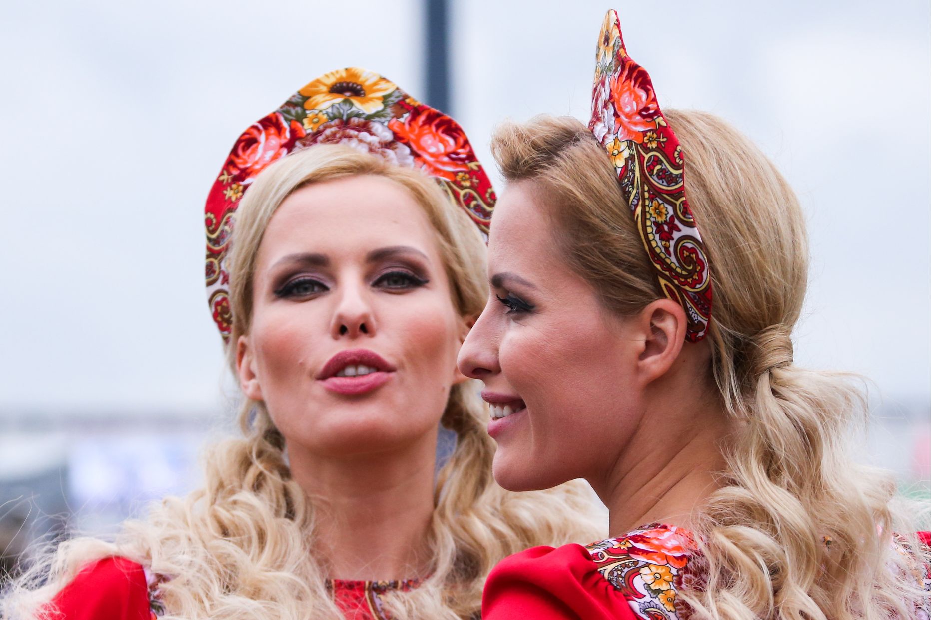 Pilt on illustreeriv: vene naised  SamovarFest festivalil 2018.