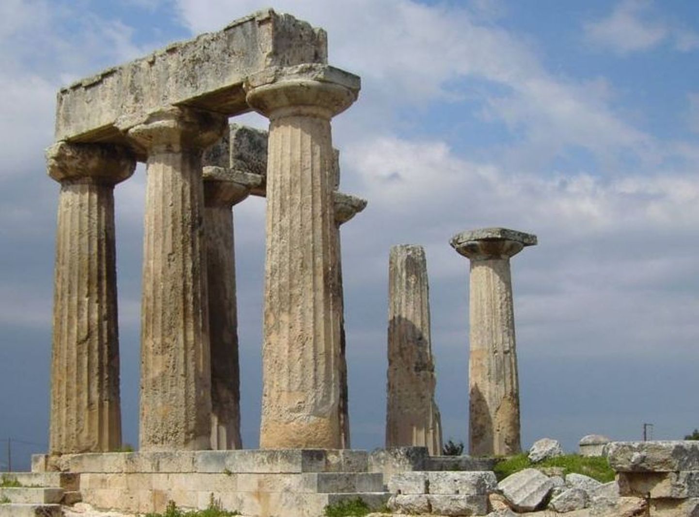 Apollole pühendatud tempel Korintoses
