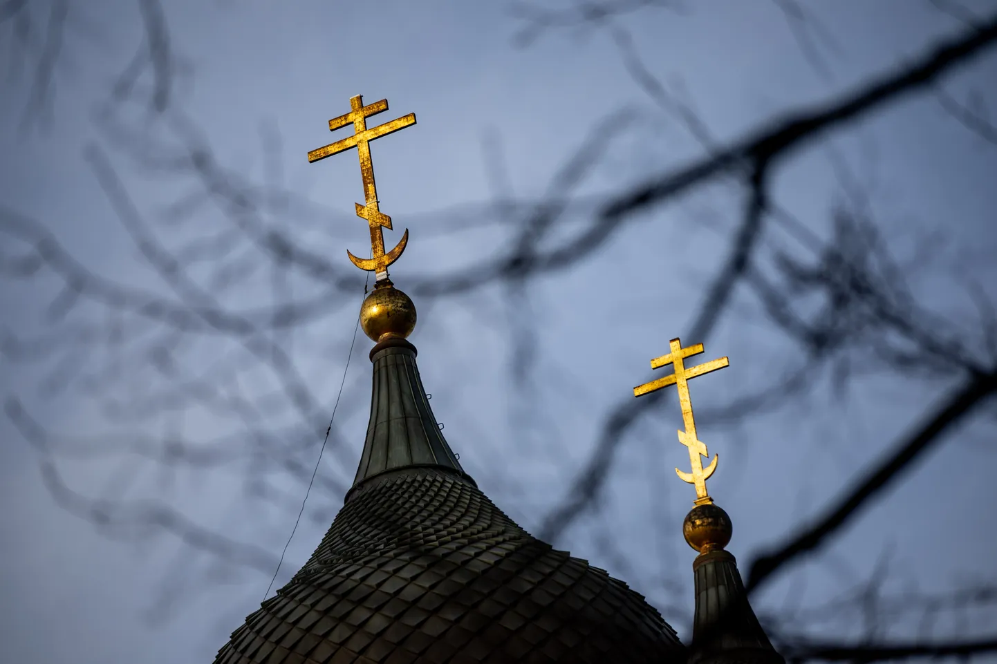 Eesti Apostlik-Õigeusu Kirik alustab dialoogi Moskva Patriarhaadi Eesti Õigeusu Kirikuga, et aidata viimasel end lahti siduda Vene Õigeusu Kiriku alluvusest.