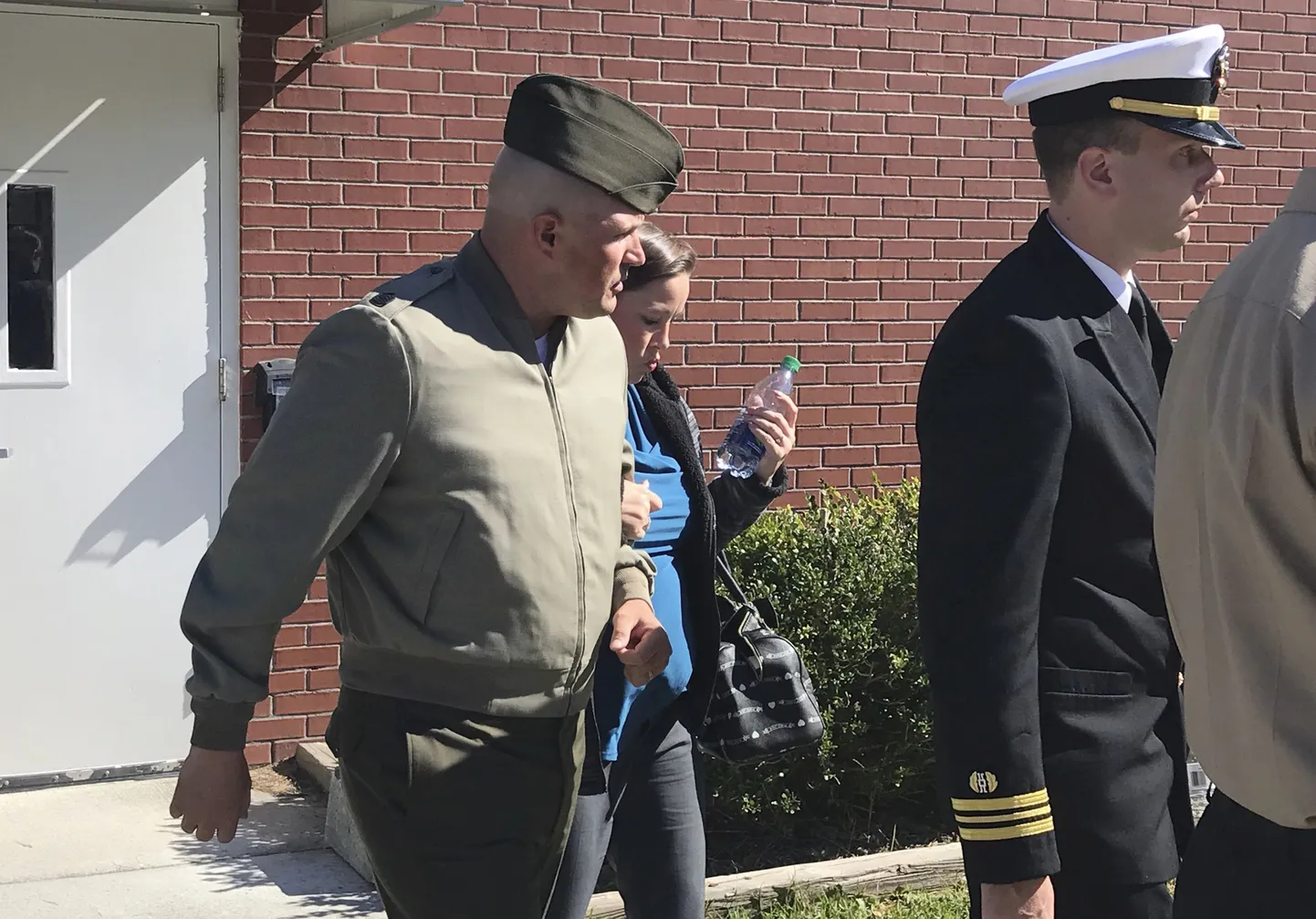 Joseph Felix kohtust väljumas.