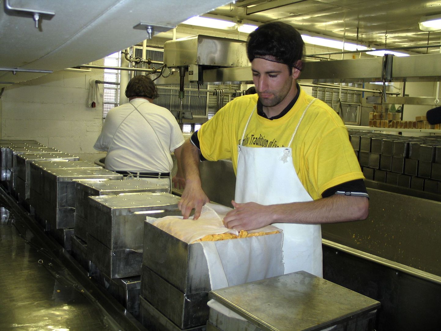 Daniel Seddiqui Wisconsinis juustutehase töölisena