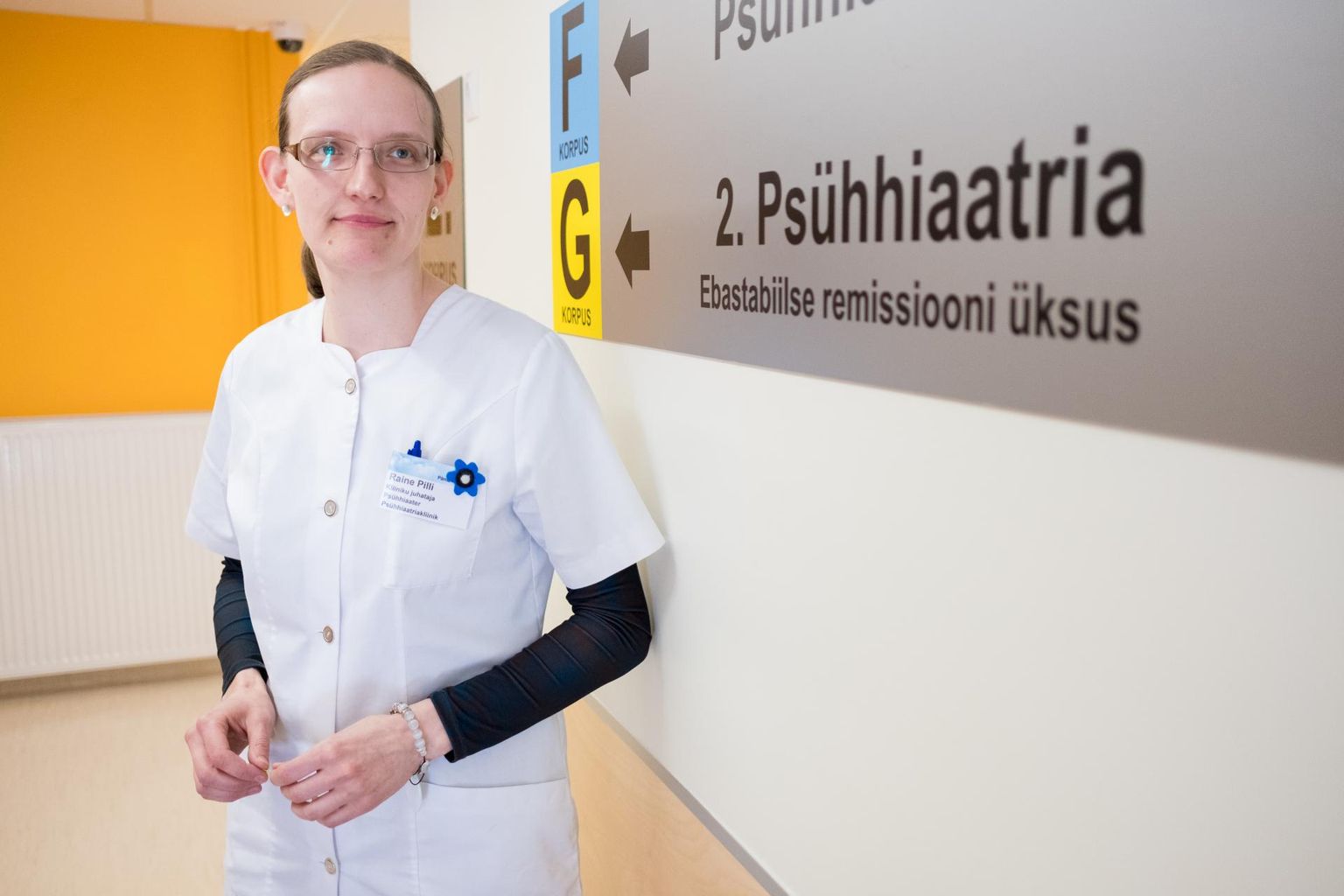 Pärnu haigla psühhiaatriakliiniku juhataja Raine Pilli ­sõnutsi peaks Pärnumaal olema vähemalt kaks lastepsühhiaatrit, kuid lootust nad siia saada on vähe.