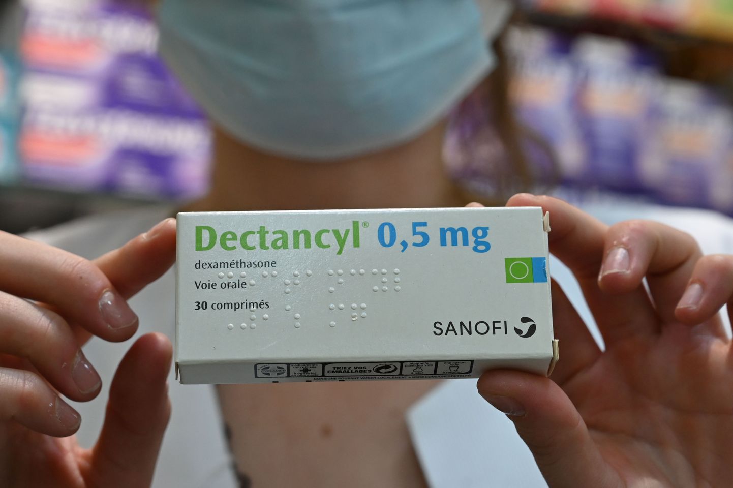 Täna avaldatud Oxfordi ülikooli teadlaste uuringust selgus, et steroid deksametasoon päästab kolmandiku kõige raskeloomulisema COVID-19 tõvega patsientidest.