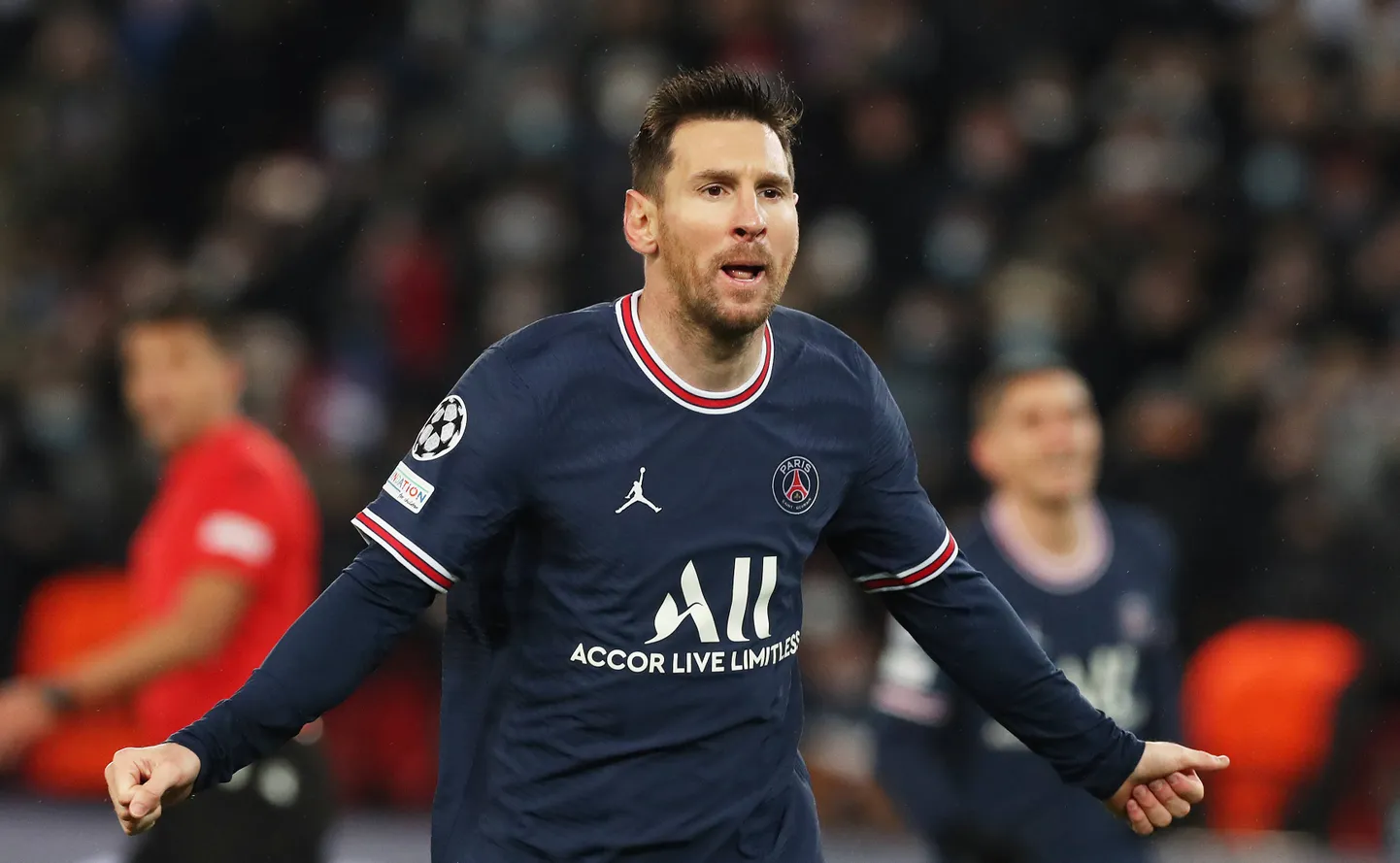 Lionel Messi asub taas Madridi Reali väravat ohustama.