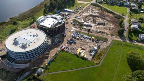Linnavõim asus spaahotelli parkla ja lähikonna tänavate ehitajat otsima
