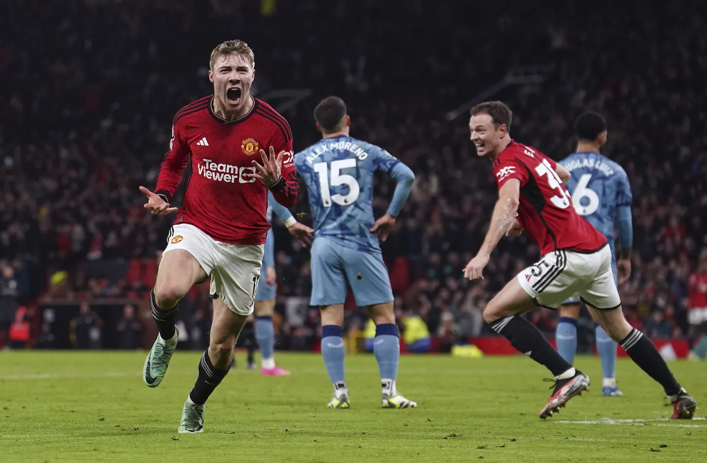 Manchester Unitedi päästeingliks kerkis Rasmus Höjlund (vasakul).