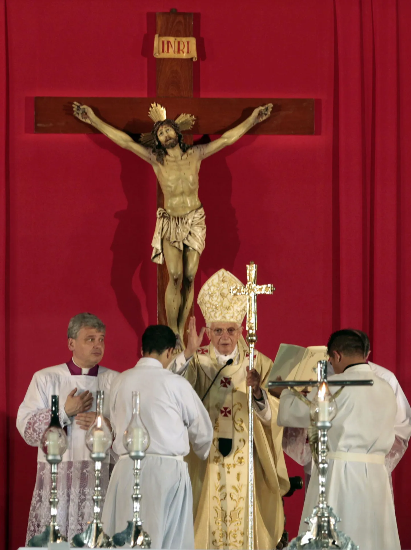 Paavst Benedictus XVI Kuubal missat pidamas