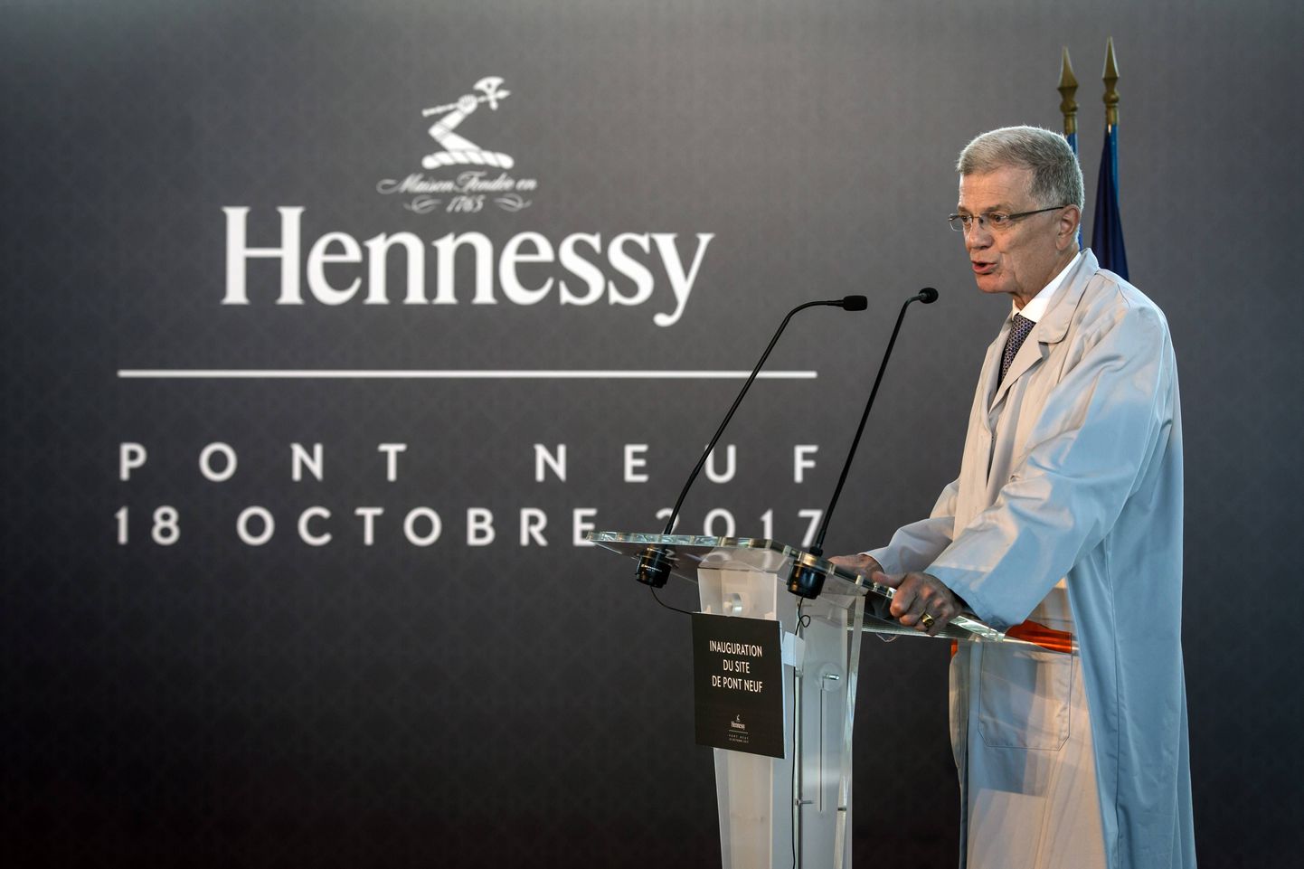 Hennessy president Bernard Peillon eelmisel nädalal ettevõtte uut tehast avamas
