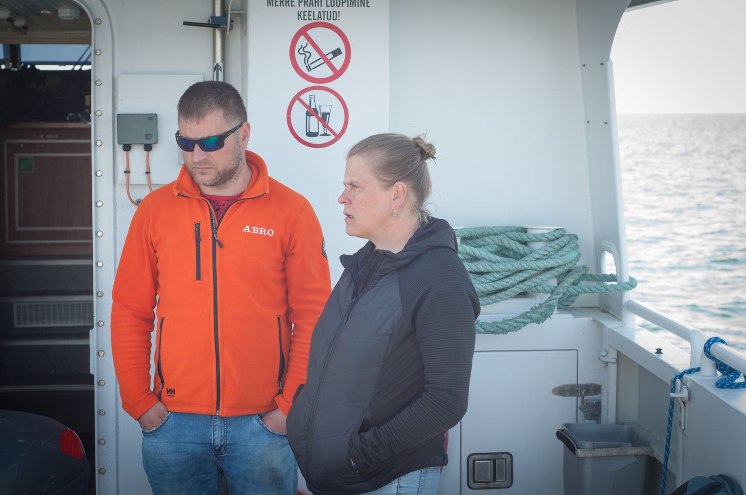 Abro kapten Kaupo Heinlaid ja Abruka külavanem Eva Kips