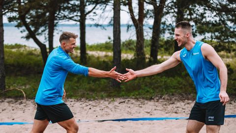 Saalikoondisest liivale: Nõlvak ja Tammearu loovad üheks turniiriks võimsa volleduo