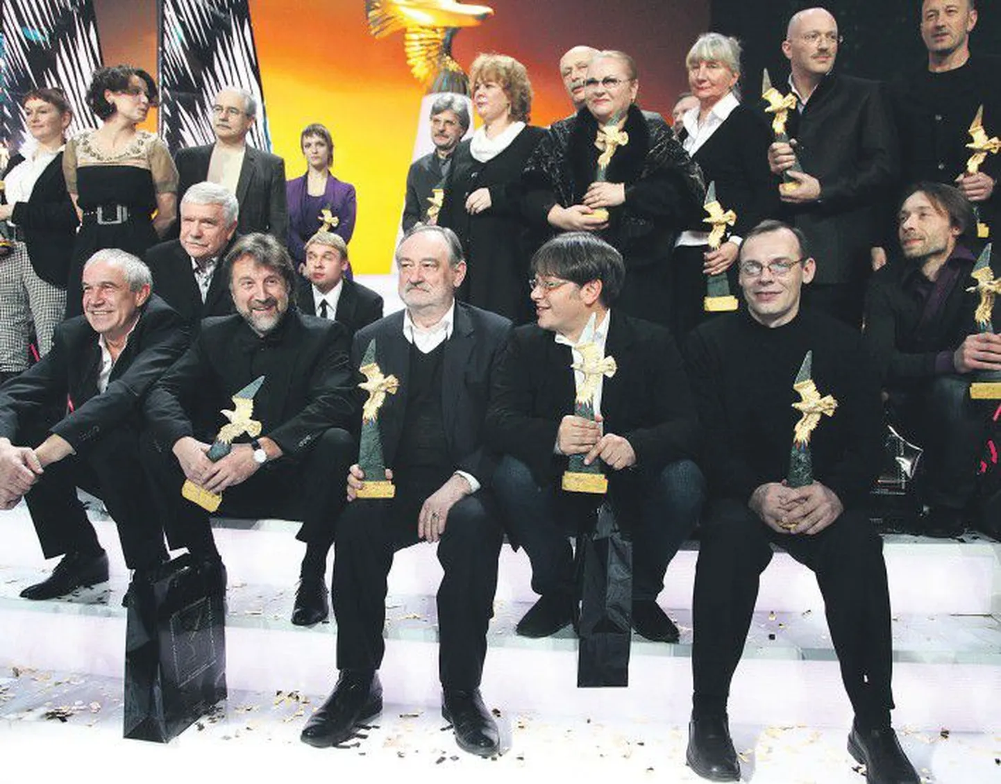 Лауреаты национальной премии в области кинематографии «Золотой орел» за 2009 год в павильоне «Мосфильма».