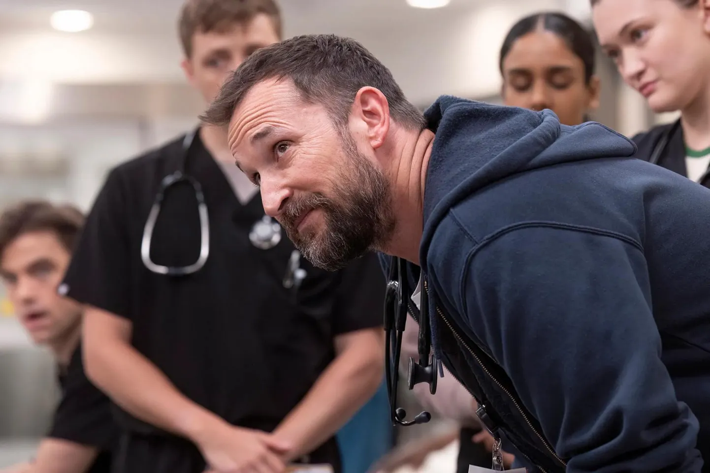 Stressist kurnatud doktor Robby juhib püüdlikku meeskonda seriaalis «Pittsburghi kiirabihaigla».