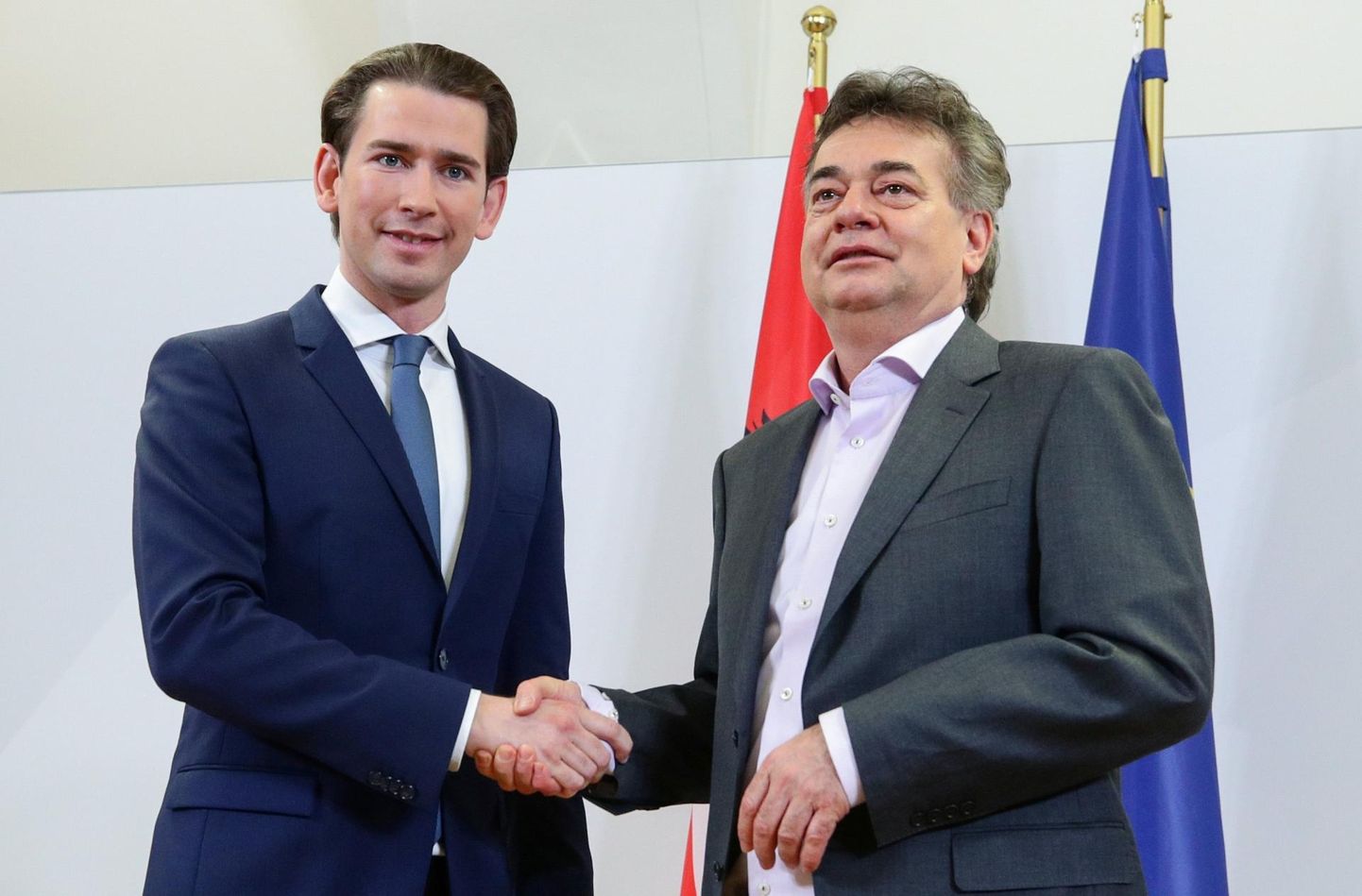 Austria Rahvapartei esimees Sebastian Kurz (vasakul) ja roheliste liider Werner Kogler lõid käed valitsusliidu moodustamises selle aasta esimesel päeval ning eile tutvustati ka koalitsiooniprogrammi. 