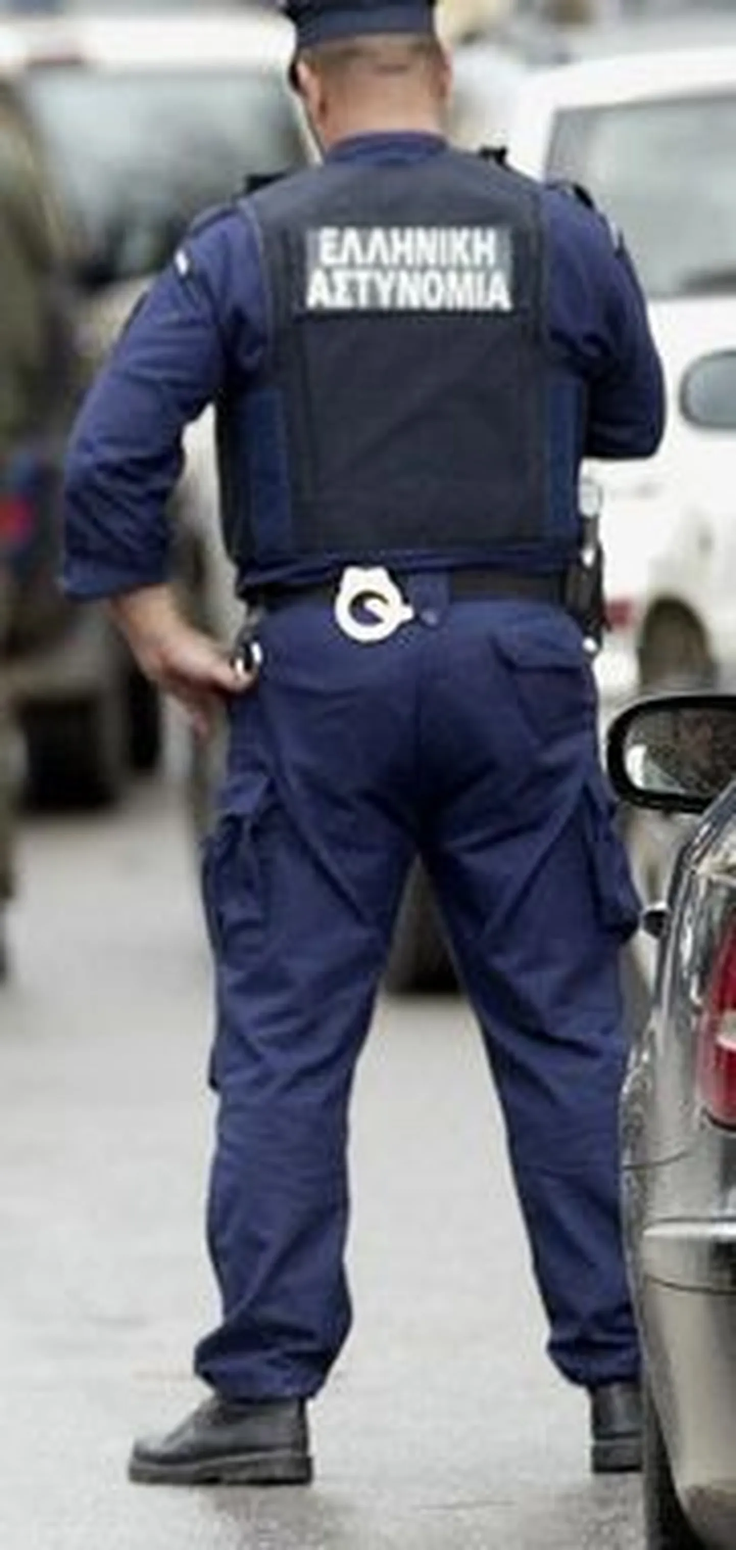 Kreeka politseinik