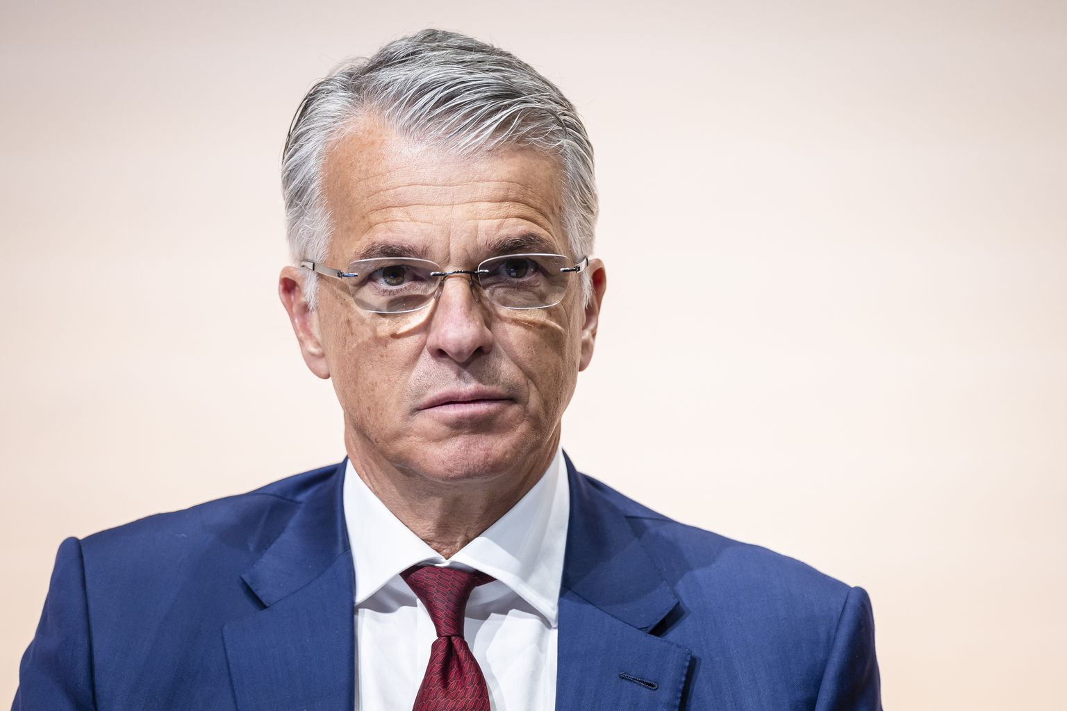 Sergio P. Ermotti pressikonverentsil Zürichis 29. märtsil 2023.