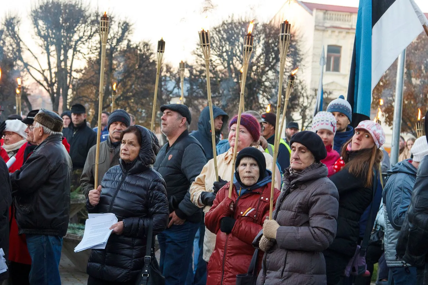Miitingule tulnud inimeste silmis peegeldus selge mure ja soov saada seni palju kirgi kütnud pagulaspoliitikas riigilt vastuseid.