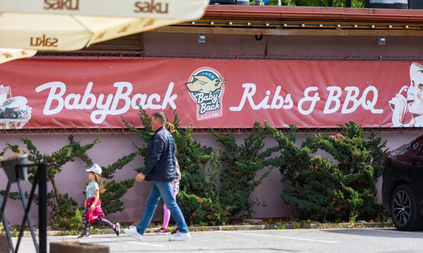 У работников Babyback Ribs & BBQ нет добрых слов о своей работе в ресторане.