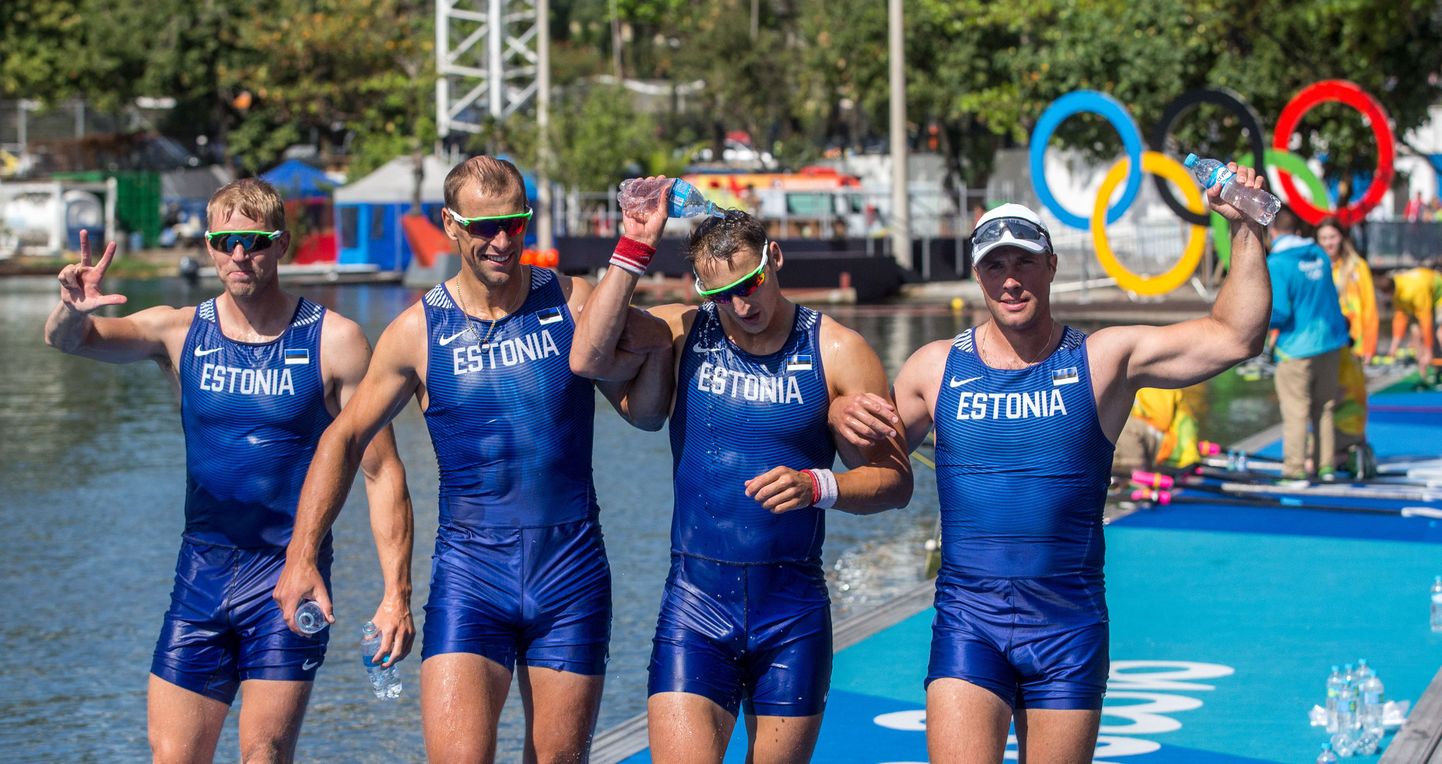 Eesti paarisaerulise neljapaadi liikmed (vasakult) Kaspar Taimsoo, Tõnu Endrekson, Allar Raja ja Andrei Jämsä Rio olümpia finaali finišis.
