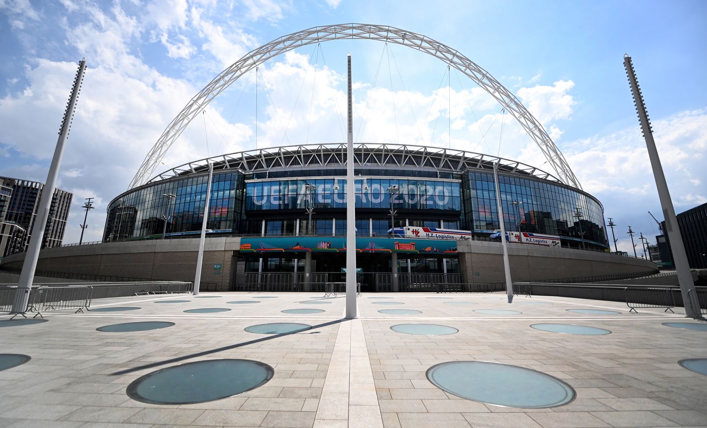 Tänavuse EMi finaal peetakse Londonis asuval Wembley staadionil, kuid enne seda madistatakse veel kümnes erinevas riigis.