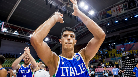 Fontekio labo Itālijas rezultativitātes rekordu; vēl divas izlases izkļūst no grupas