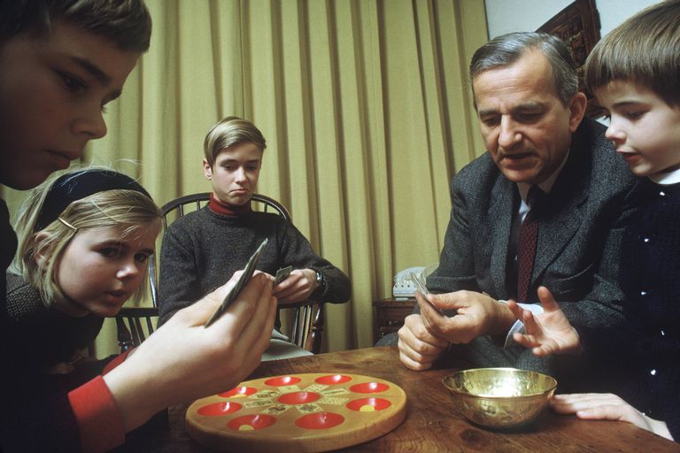 Richard von Weizsäcker 1968. aastal koos oma nelja lapse Robert Klausi, Andrease, Marianne Beatrice'i ja Fritz Eckartiga.