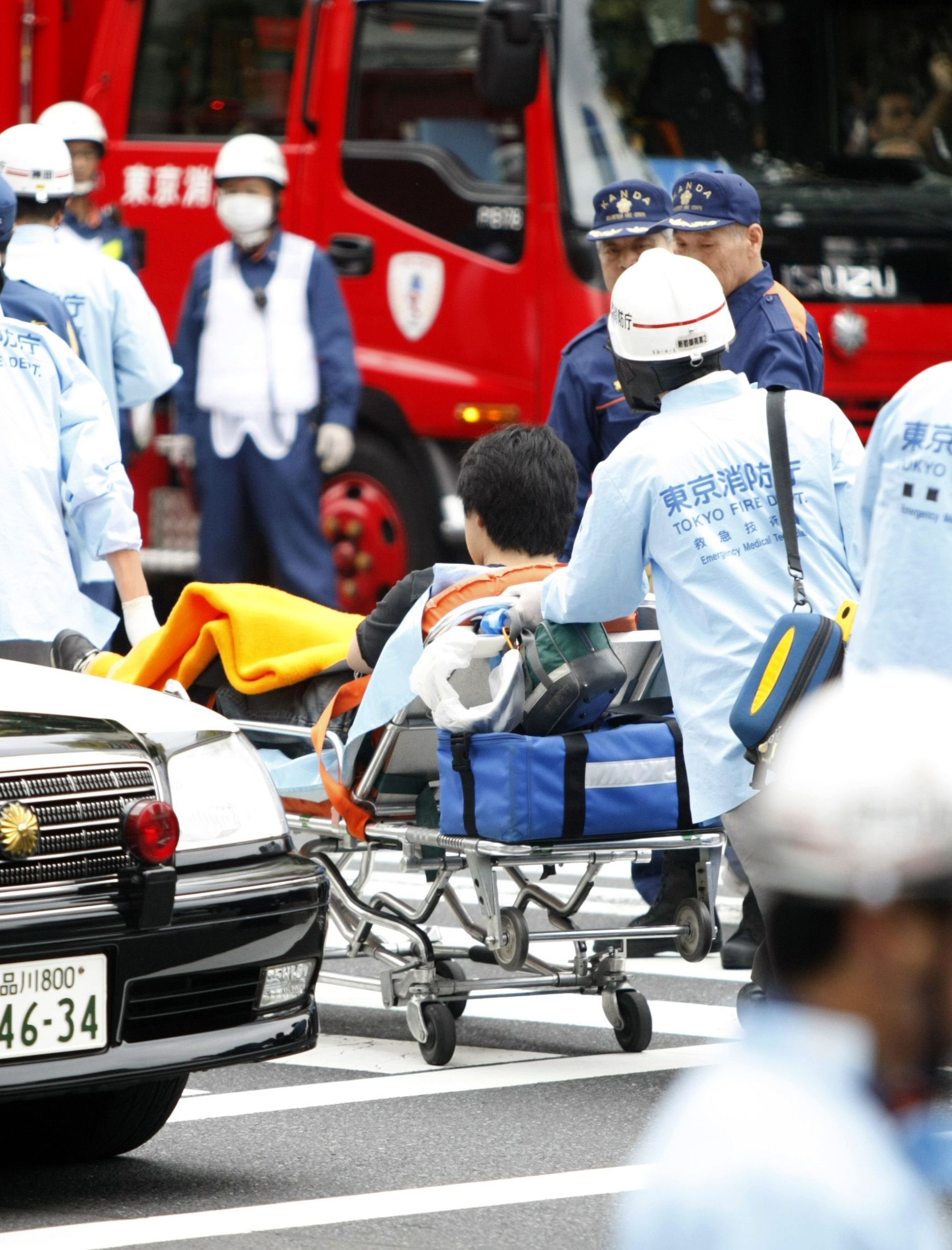 Jaapanis sõitis kiirabiauto juht 20 aastat ilma loata. Fotol Jaapani parameedikud