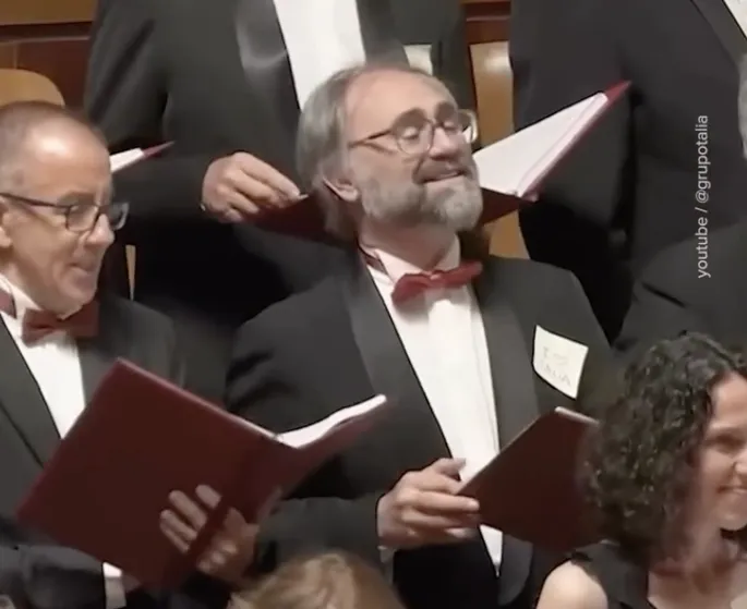 Порно супер BBW с волосатые письки