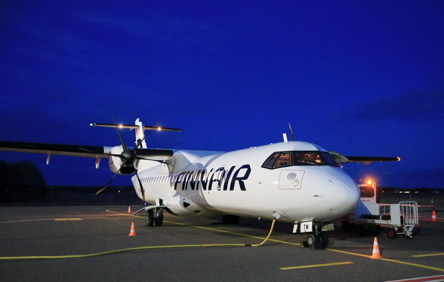 Finnair taastas koroonapausi järel lennud Helsingi ja Tartu vahel märtsi lõpus, kuid peatab lendamise uuesti selle kuu lõpus.